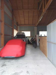 Garage für Wohnmobil, Auto und Motorrad geeignet